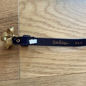 Lilly Pulitzer S/XS navy blue belt with gold bow